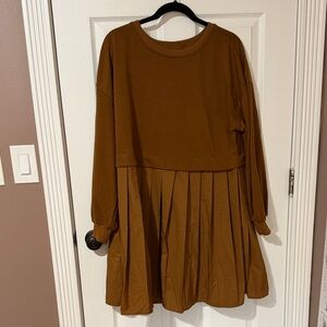 Long Sleeve Pleated Dress in Brown